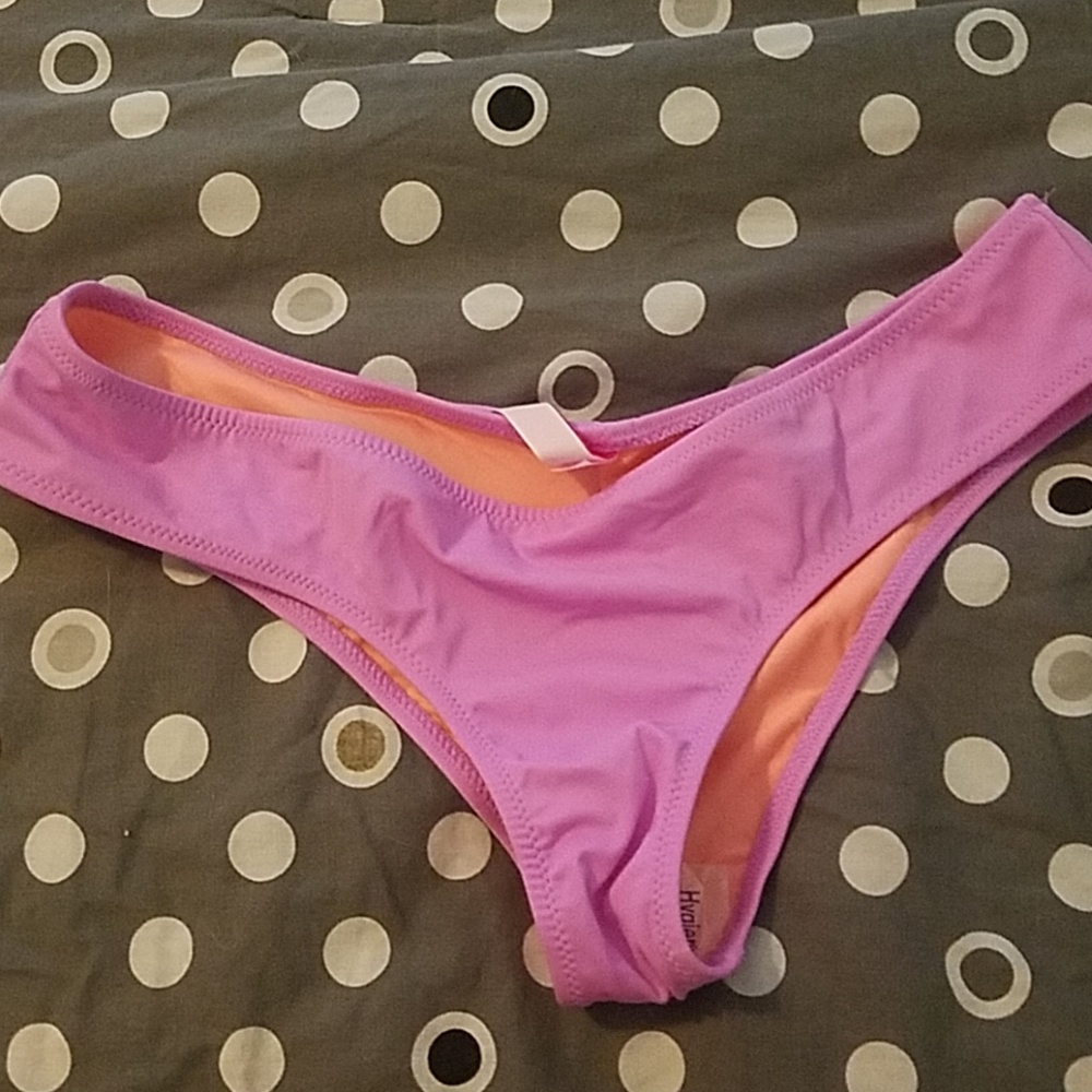 Bathing suit bottoms